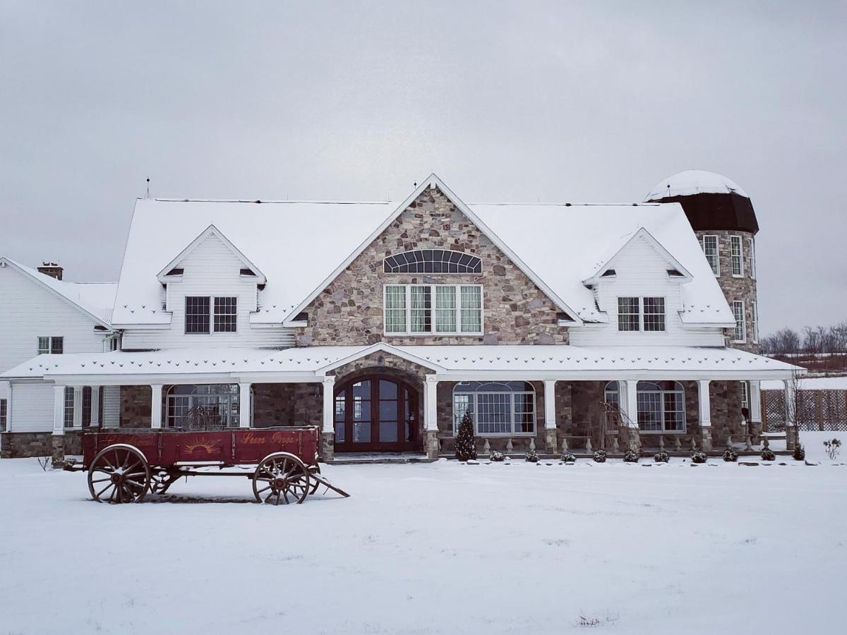 Chelsea Sun Inn Mount Bethel Exterior photo