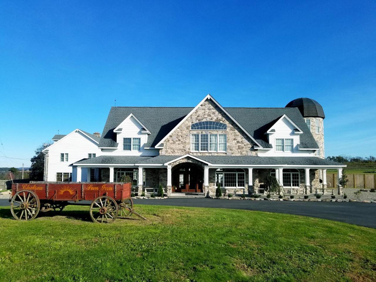 Chelsea Sun Inn Mount Bethel Exterior photo